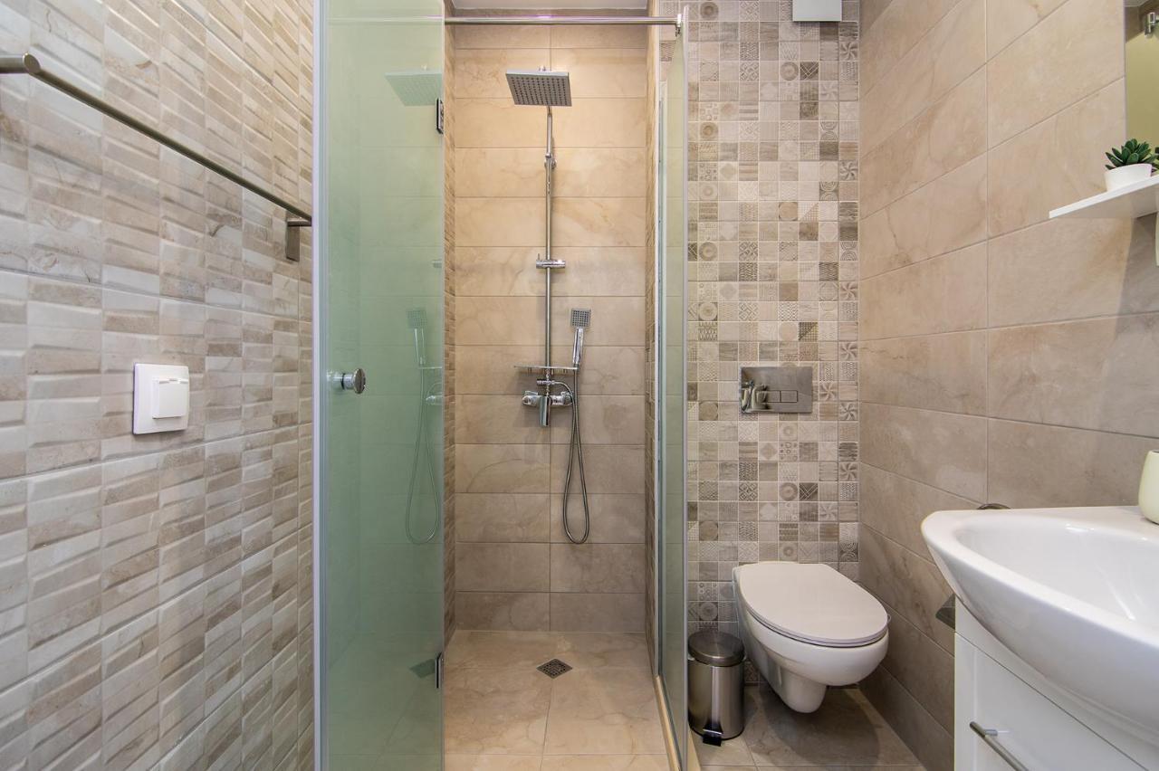 Cozy Flats Nearby Center Free Park Area Apartment Varna Exterior foto